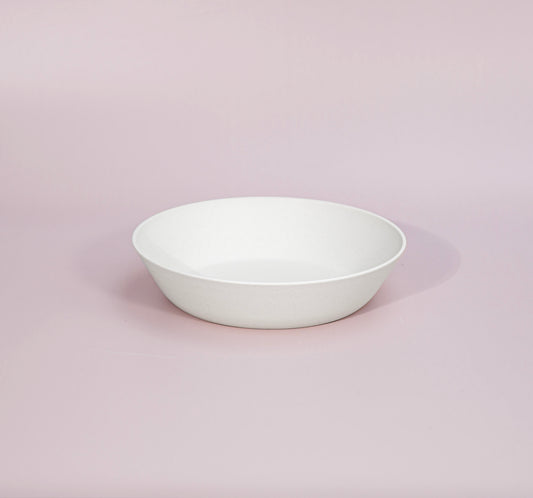 Medium sized white bowl for pasta and asian dishes good for kids.