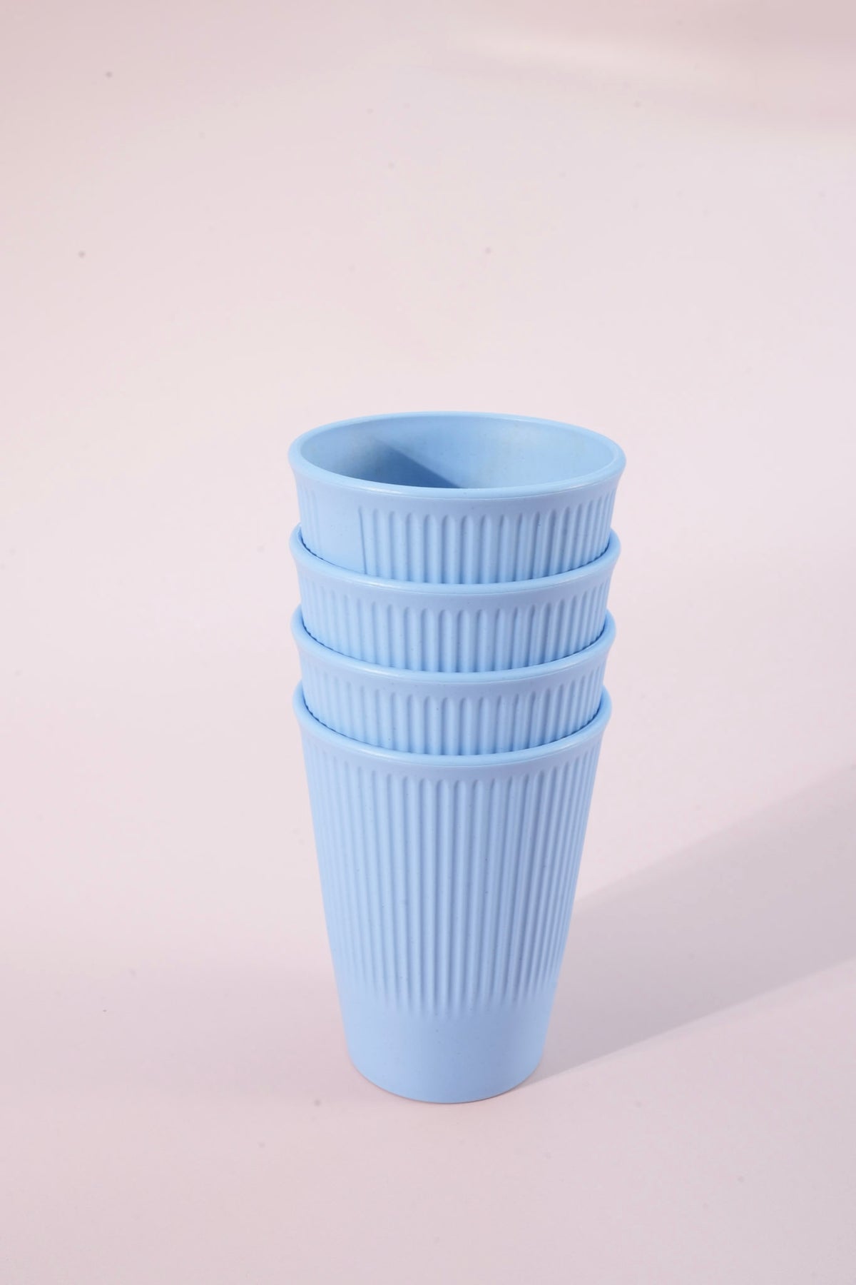 Wheat straw cups in light blue